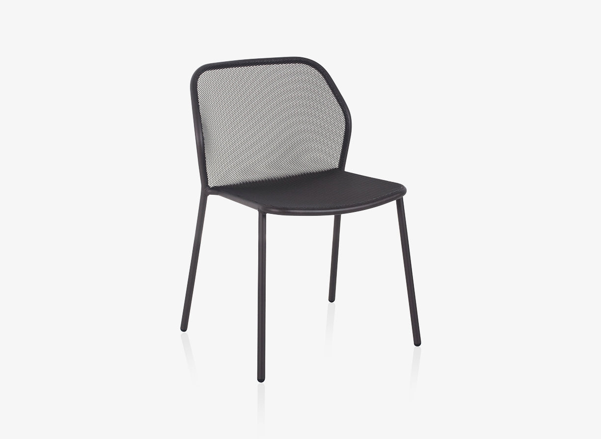 Darwin side chair