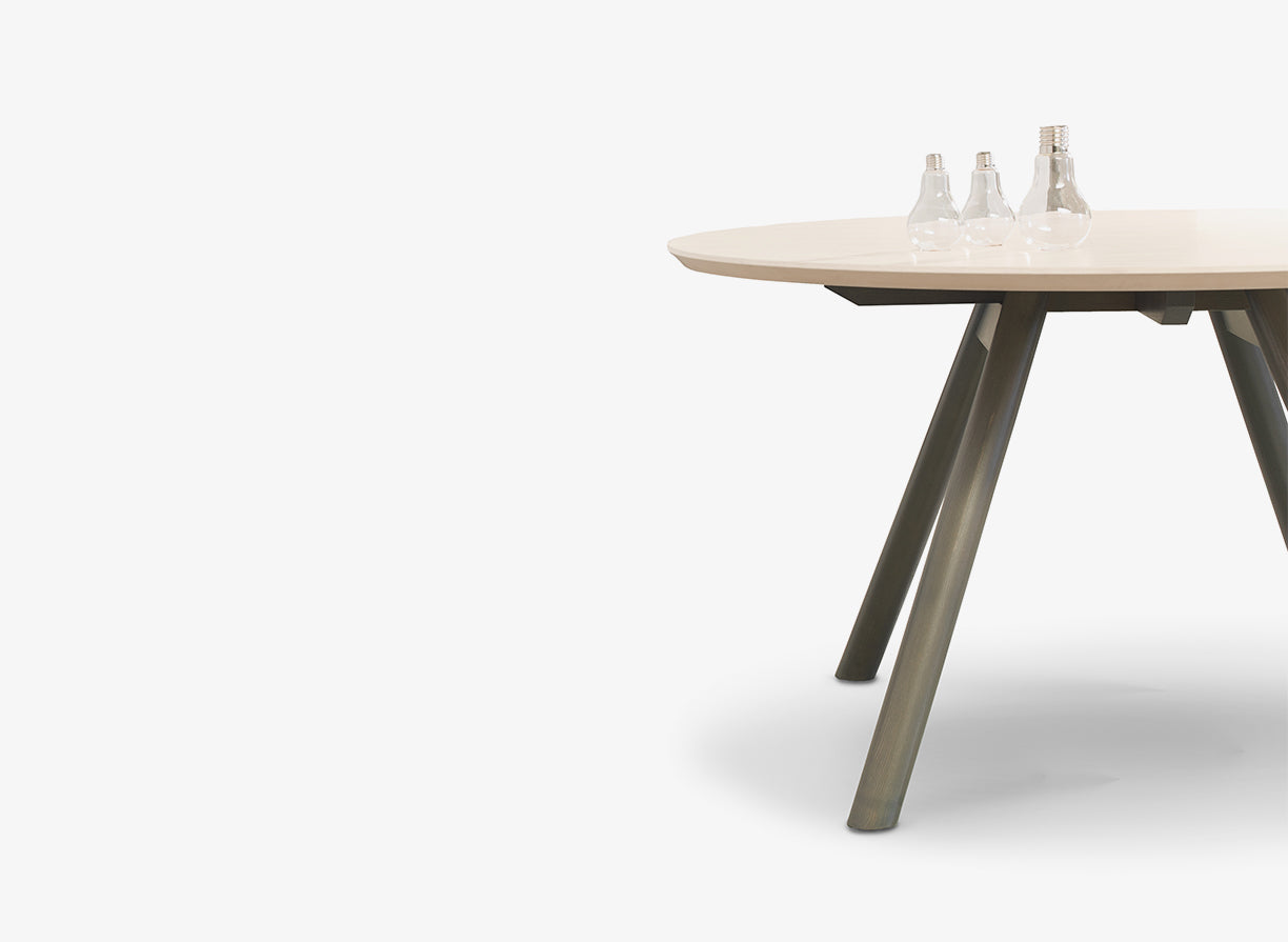 AKY Square dining table