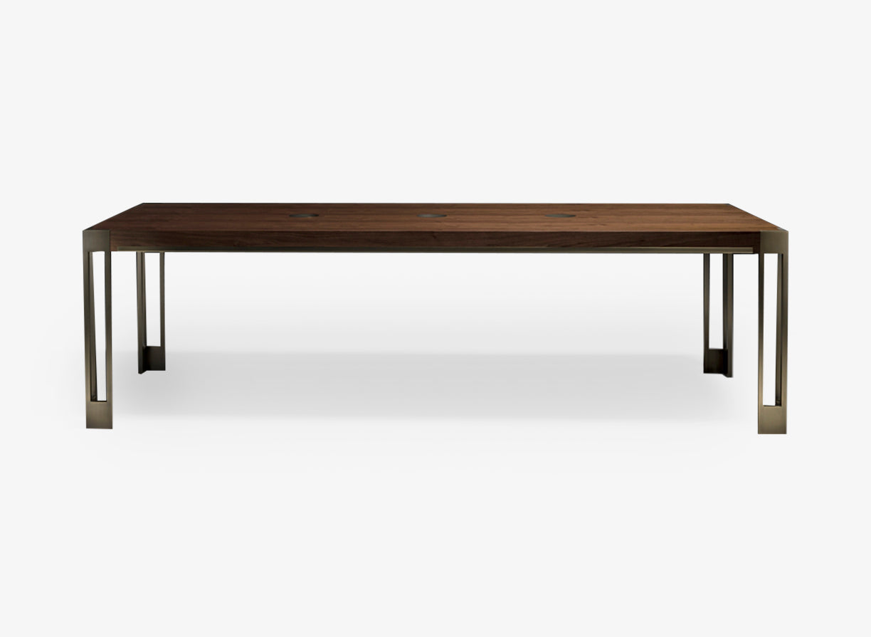 Bruce dining table