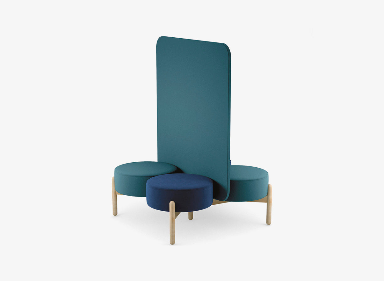 Entree stool