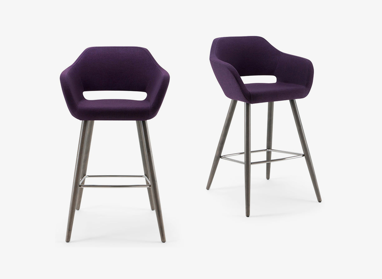 Manu 07 101 Barstool