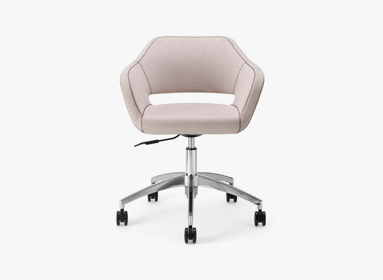 Manu 04 106 Desk chair