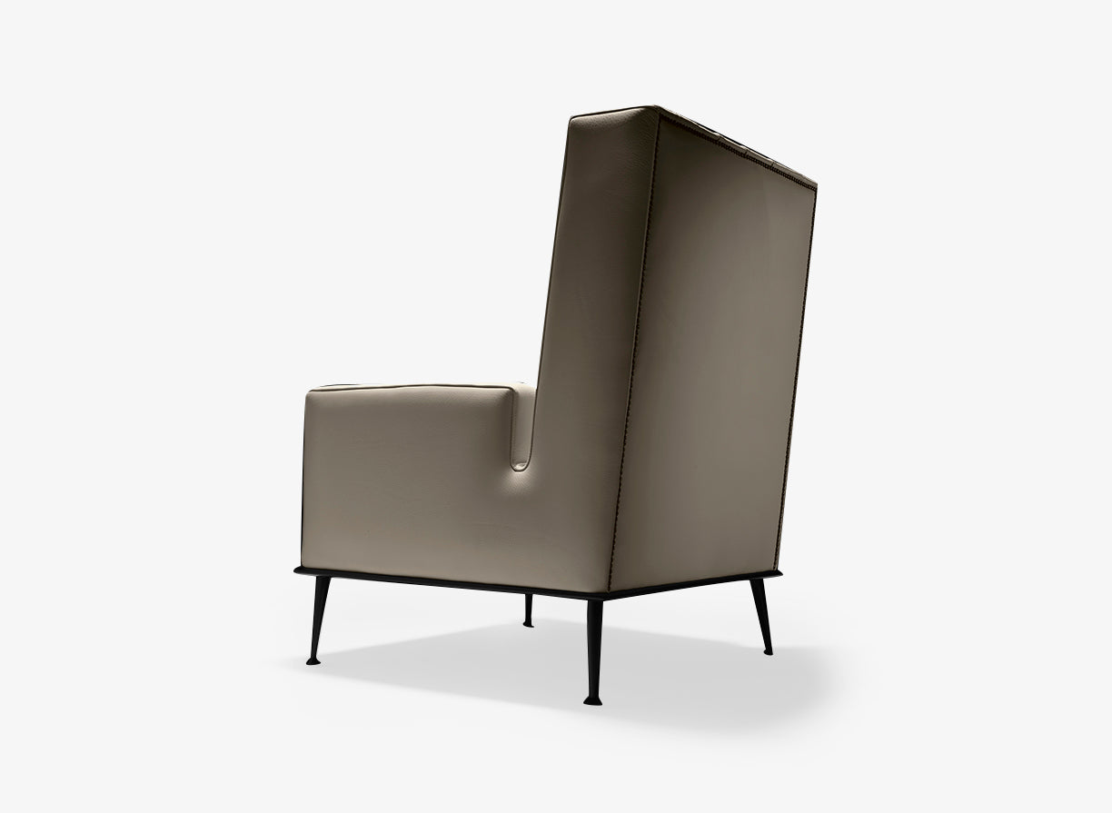 Victoria Lounge chair