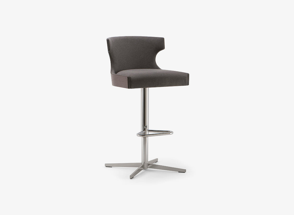 Xie Barstool