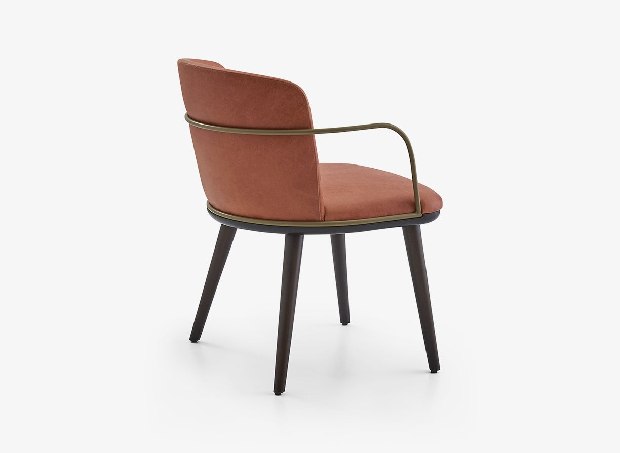 Arven armchair