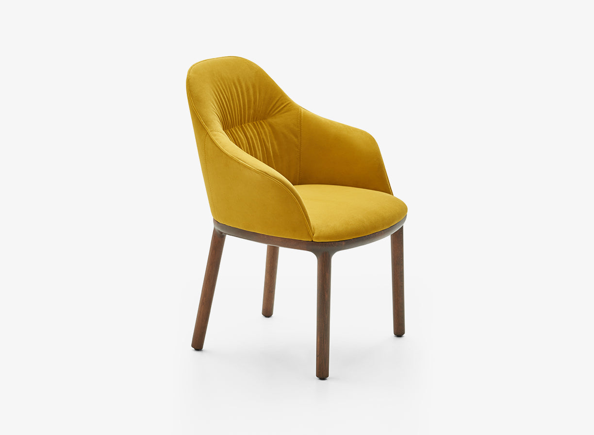 Remus armchair