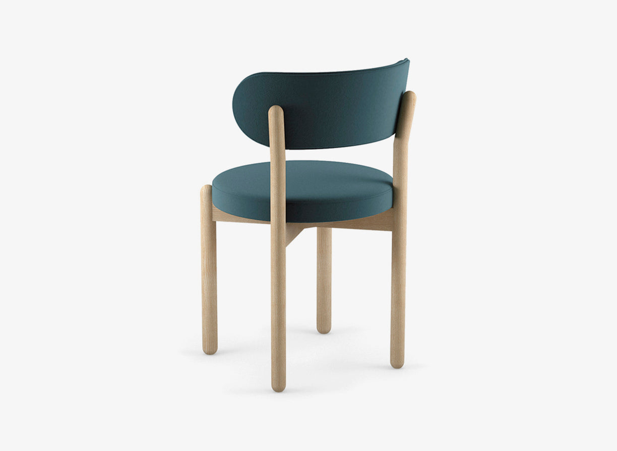 Entree chair