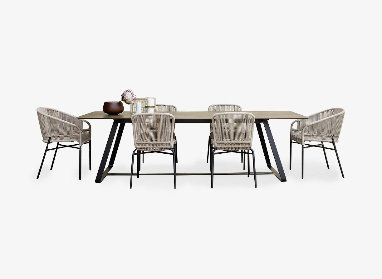 Kolonaki table
