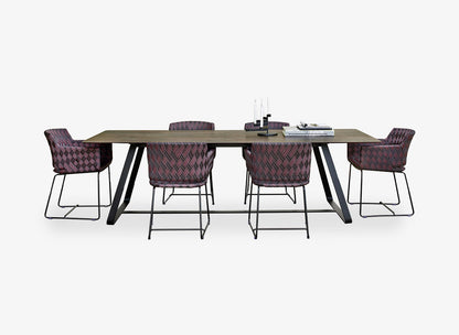 Kolonaki table