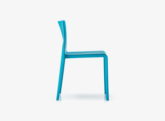 Volt 670 Dining chair